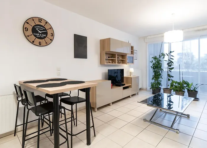 Cosy Corner Avec Garage Et Balcon Proche Part-Dieu